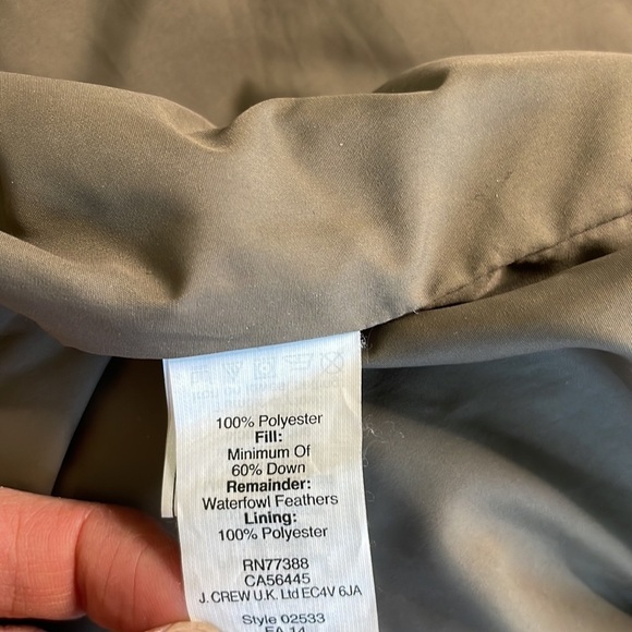 J. Crew Factory Quilted Puffer Vest, Camo Pattern, Down Blend Fill, sz XS - Picture 8 of 11